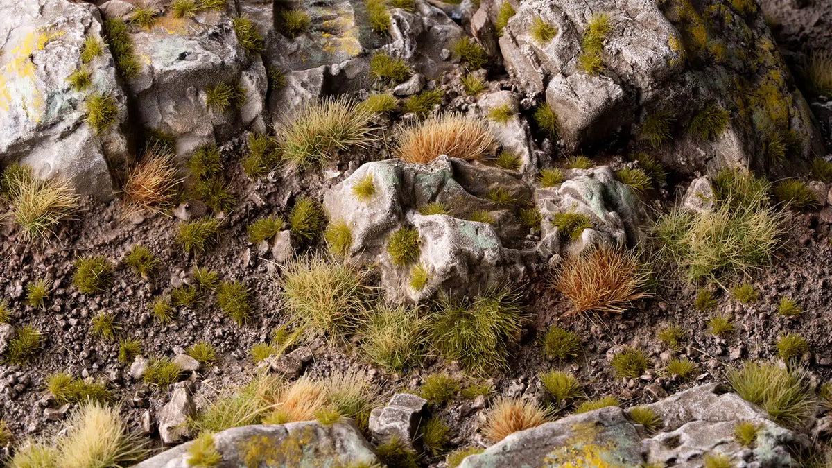 Tiny Tufts Dry Green - Tiny