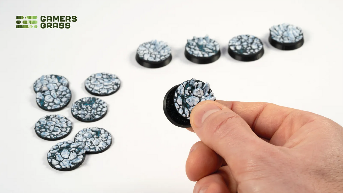 Base Toppers - Frost Lake, Round 25mm (x12)